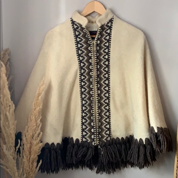 Vintage Jackets & Blazers - Vintage Icelandic Wool Sherpa Cape Size Large